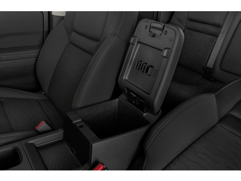 2022 Nissan Frontier Crew Cab SV Long Bed 4x4 Interior Shot 7