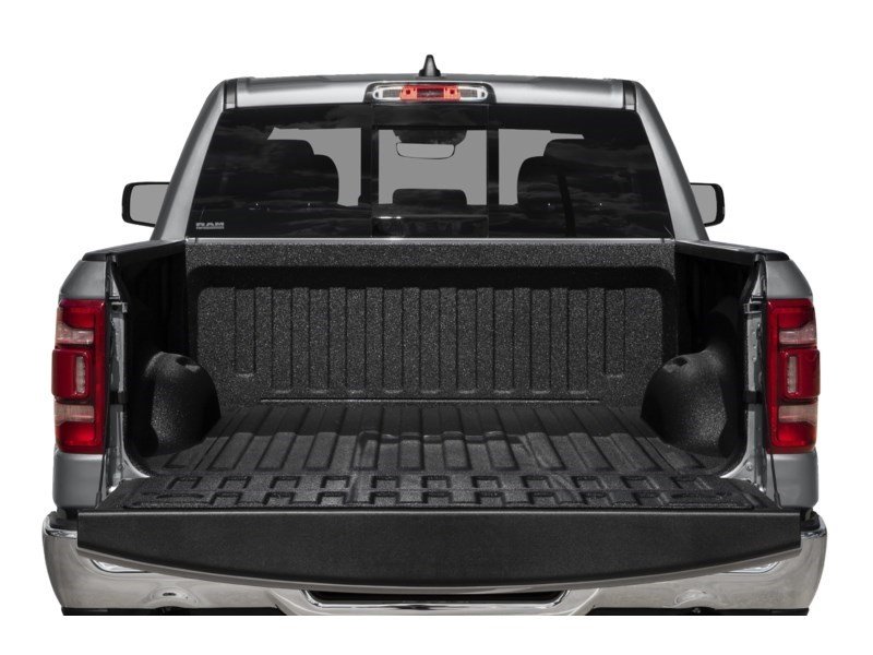 2022 RAM 1500 Limited 4x4 Crew Cab 5'7