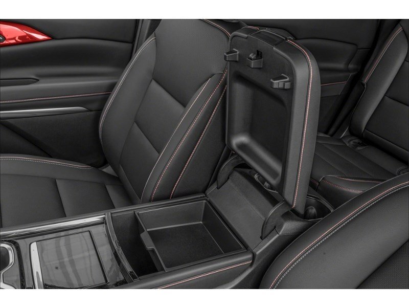 2027 Chevrolet Traverse AWD 4dr Z71 Interior Shot 7