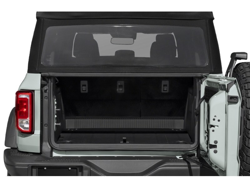 2024 Ford Bronco Black Diamond 4 Door 4x4 Exterior Shot 4