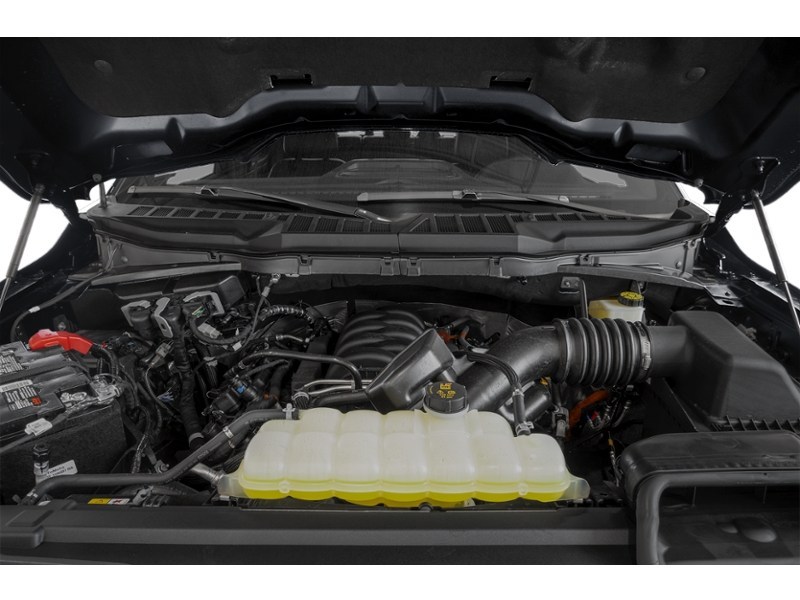 2024 Ford F-150 LARIAT 4WD SuperCrew 5.5' Box Exterior Shot 3