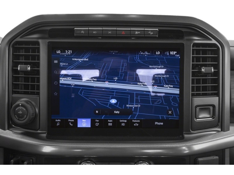 2024 Ford F-150 LARIAT 4WD SuperCrew 5.5' Box Interior Shot 8