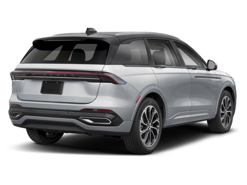 2026 Lincoln Nautilus Reserve AWD Exterior Shot 2