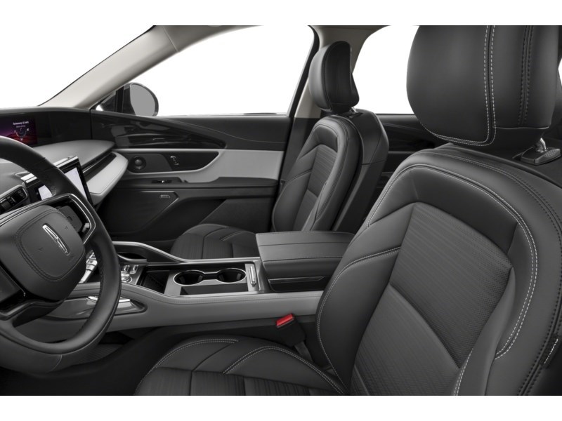2026 Lincoln Nautilus Reserve AWD Interior Shot 4