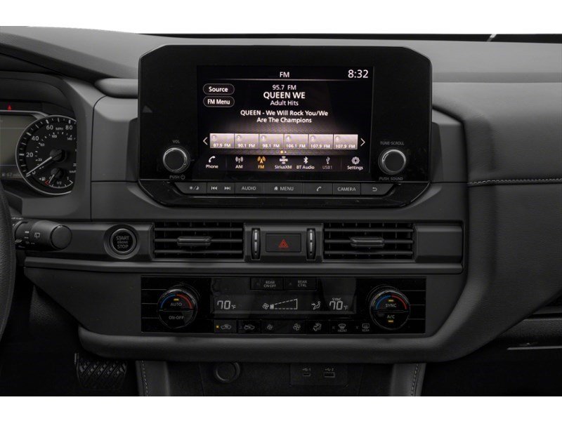 2024 Nissan Pathfinder S 4WD Interior Shot 2