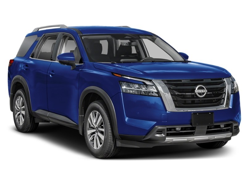 2024 Nissan Pathfinder SL 4WD Exterior Shot 8