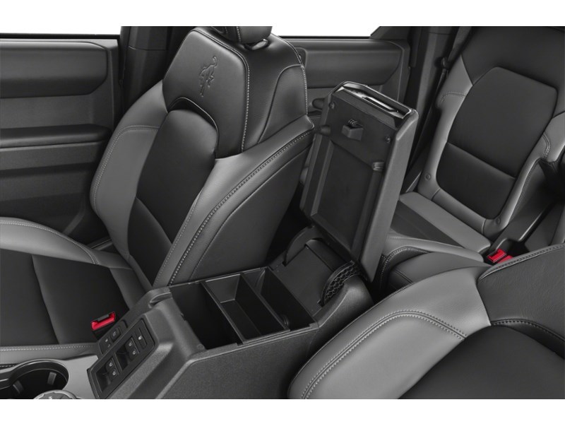2026 Ford Bronco Outer Banks 4 Door 4x4 Interior Shot 7