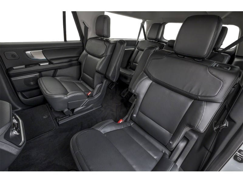 2026 Ford Expedition Max Platinum Max 4x4 Interior Shot 5
