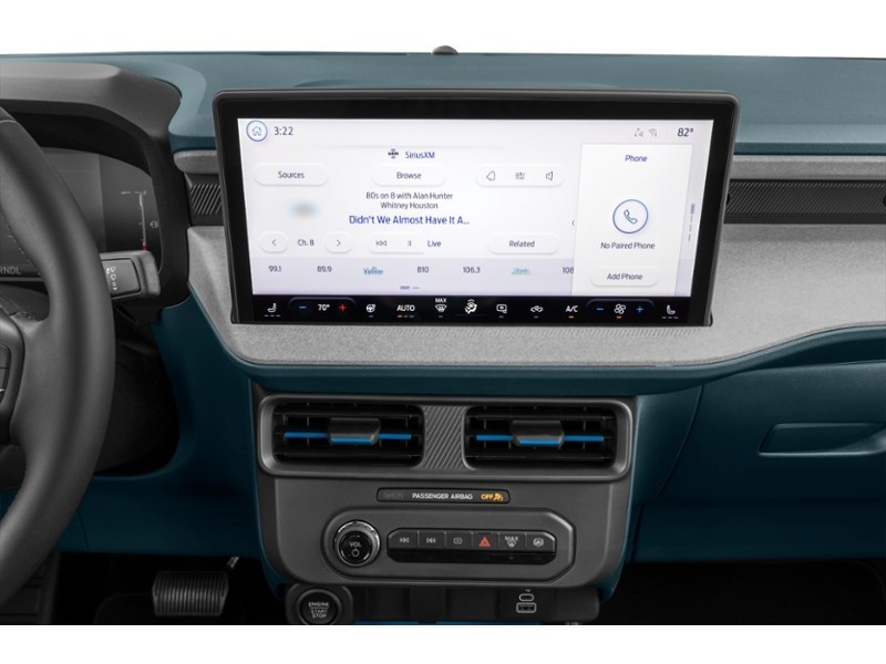 2026 Ford Maverick XLT | AWD | HYBRID | LUX PKG | BLK PKG | SPRAY IN Interior Shot 2