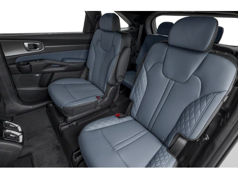 2026 Kia Sorento HEV SX AWD Interior Shot 5