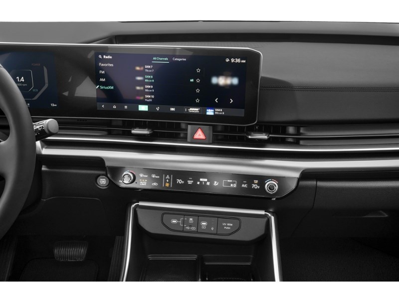 2027 Kia Carnival HEV SX FWD Interior Shot 2
