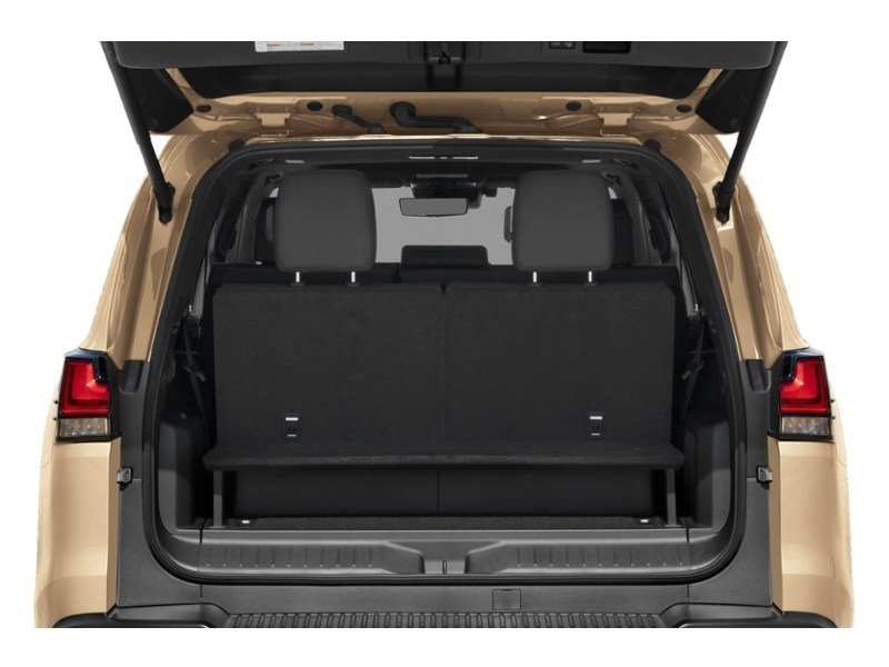 2026 Lexus LX 700h LX 700h 4WD Exterior Shot 4