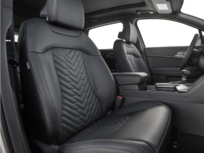 2026 Kia Sportage X-Line Limited AWD w/Black Interior OEM Shot 5
