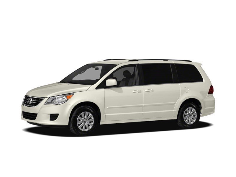 2011 Volkswagen Routan 4dr Wgn Comfortline Calla Lily White  Shot 1