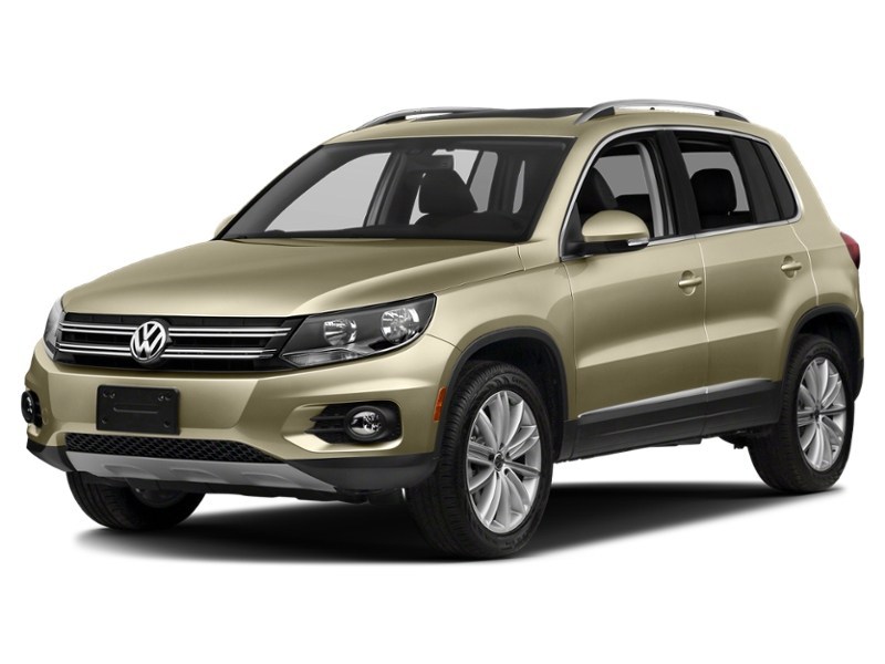 2012 Volkswagen Tiguan 4dr Auto Comfortline 4Motion White Gold Metallic  Shot 22