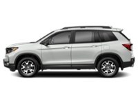 2023 Honda Passport TrailSport AWD Platinum White Pearl  Shot 18