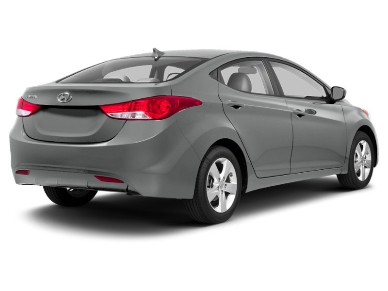 2013 Hyundai Elantra 4dr Sdn Man GL Radiant Silver Metallic  Shot 25