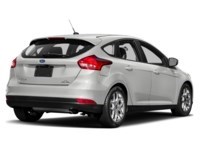 2015 Ford Focus 5dr HB SE Oxford White  Shot 44