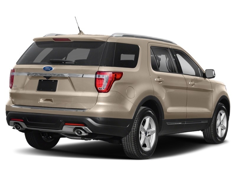 2018 Ford Explorer XLT 4WD Platinum Dune Metallic Tri-Coat  Shot 8