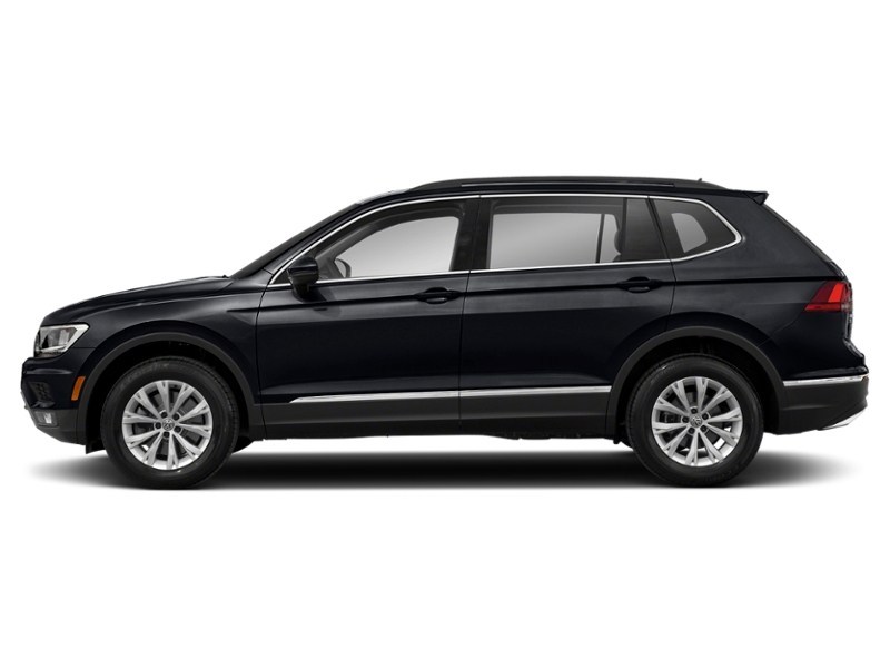 2018 Volkswagen Tiguan Trendline FWD Deep Black Pearl  Shot 3