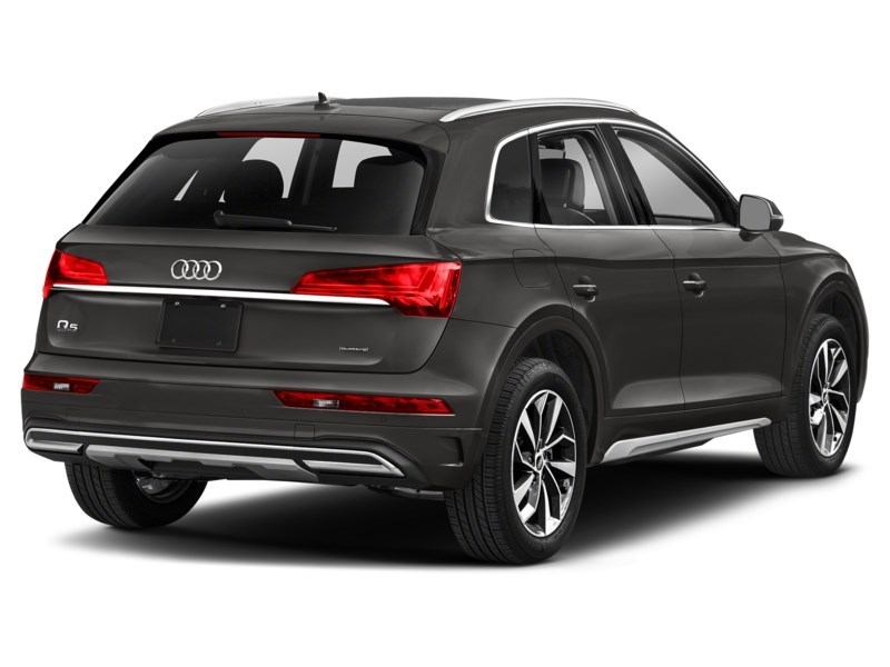 2021 Audi Q5 Komfort 45 TFSI quattro Mythos Black Metallic  Shot 8