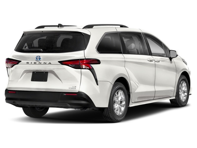 2021 Toyota Sienna XSE FWD Super White  Shot 2