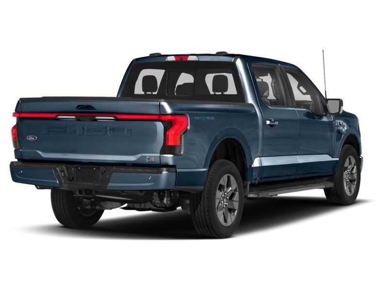 2023 Ford F-150 Lightning LARIAT 4WD SuperCrew 5.5' Box
