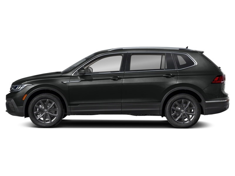 2024 Volkswagen Tiguan Comfortline 4MOTION Deep Black Pearl  Shot 3