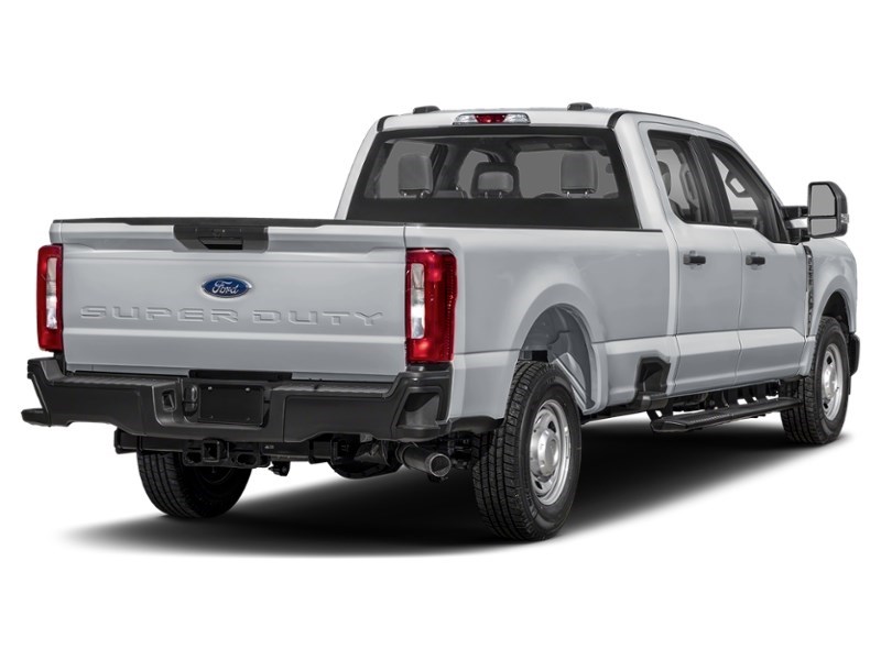 2026 Ford F-250 XL 4WD Crew Cab 6.75' Box Iconic Silver Metallic  Shot 33