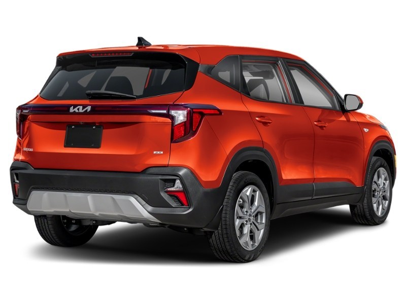 2025 Kia Seltos LX FWD Lunar Orange  Shot 26