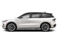 2026 Lincoln Nautilus Premiere AWD White Platinum Metallic Tri-Coat  Shot 5