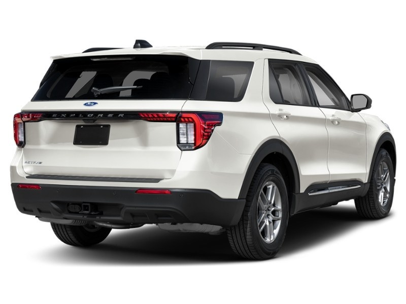 2026 Ford Explorer Active w/200A Pkg 4WD Star White Metallic Tri-Coat  Shot 2