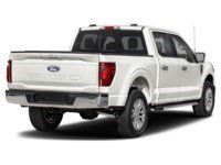 2026 Ford F-150 LARIAT 4WD SuperCrew 5.5' Box Star White Metallic Tri-Coat  Shot 2