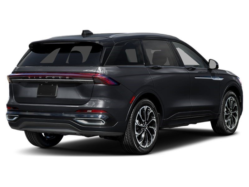 2026 Lincoln Nautilus Reserve AWD Infinite Black Metallic Clearcoat  Shot 6
